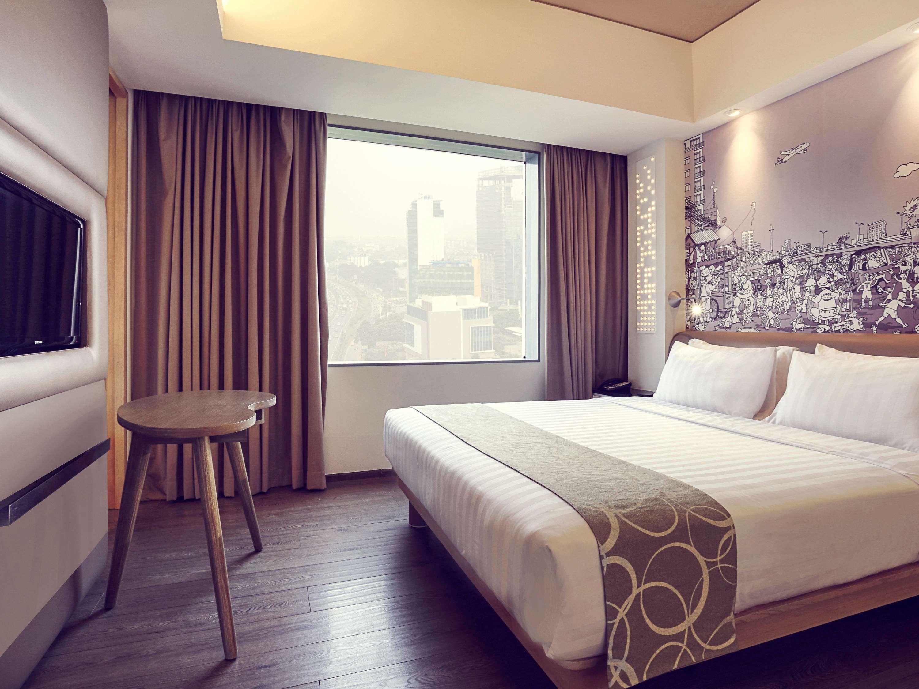 Mercure Jakarta Simatupang Exterior foto