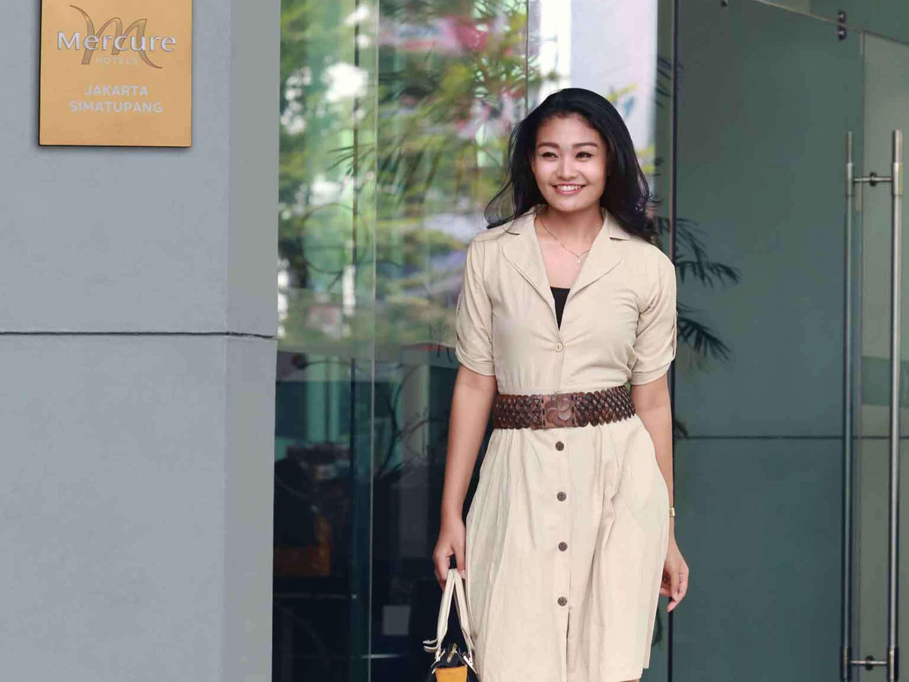 Mercure Jakarta Simatupang Exterior foto