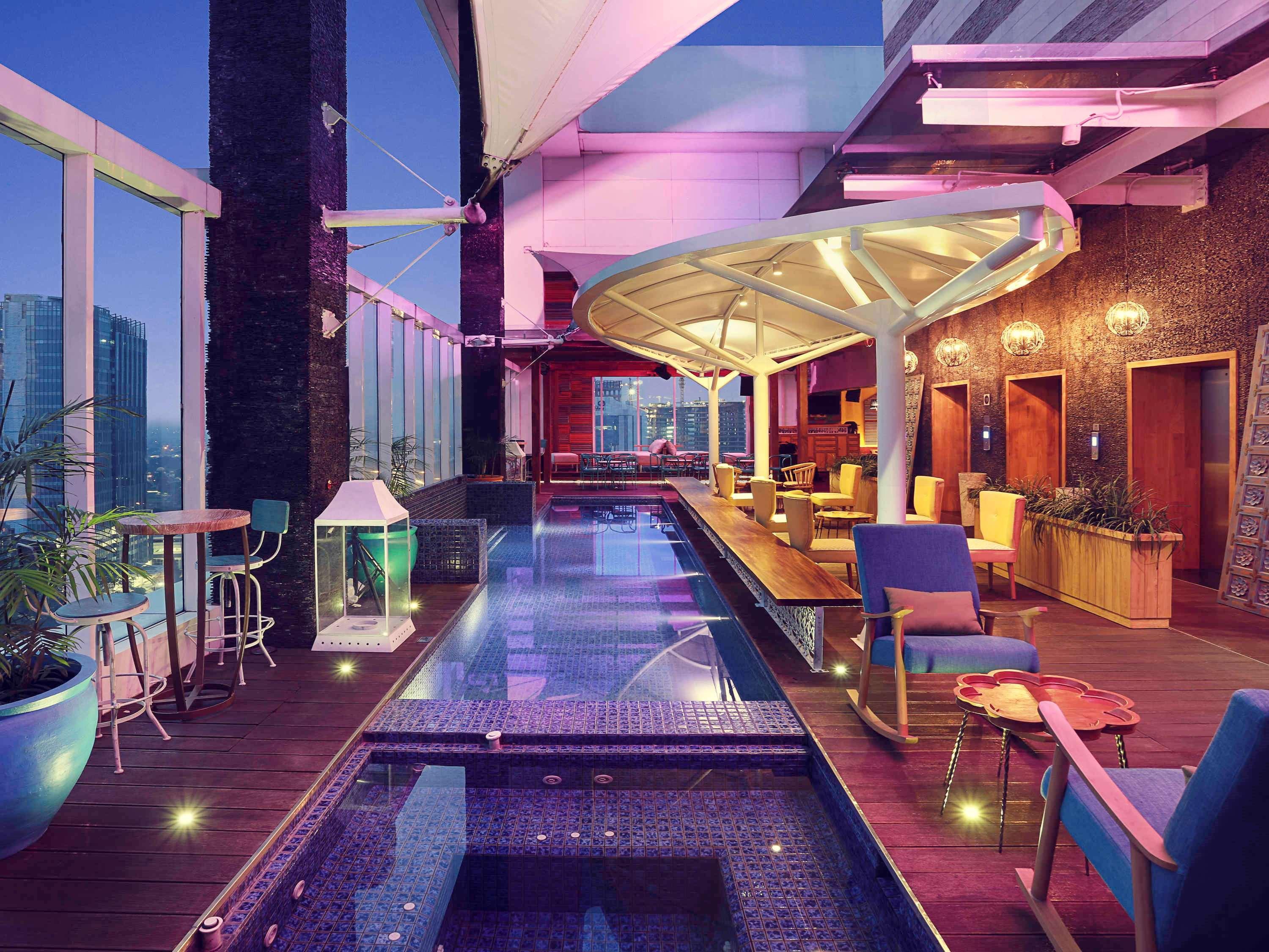 Mercure Jakarta Simatupang Exterior foto