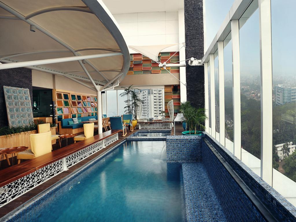 Mercure Jakarta Simatupang Exterior foto