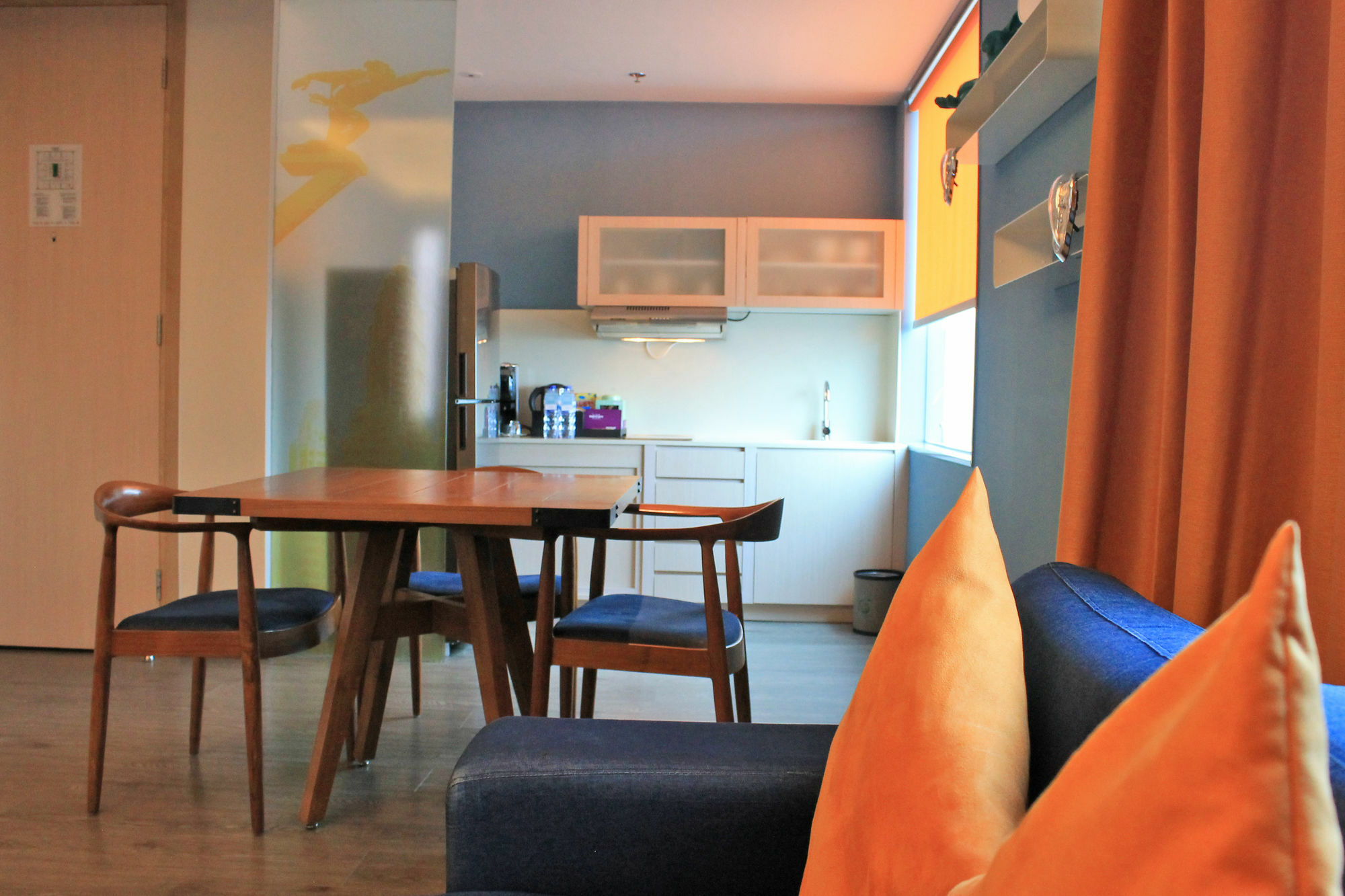 Mercure Jakarta Simatupang Exterior foto